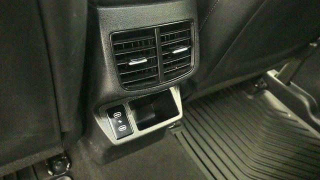 Used 2024 Kia Seltos S FWD image 12