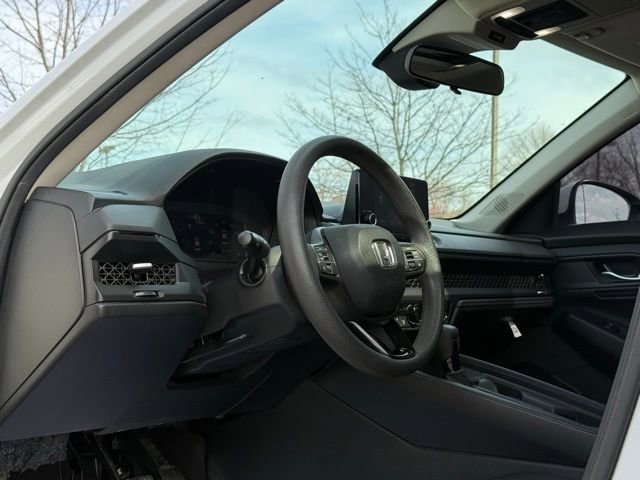 Used 2023 Honda Accord EX image 13