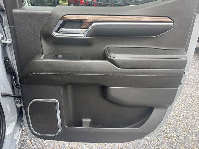 Used 2024 Chevrolet Silverado 1500 RST w/ Protection Package AWD/4WD image 16