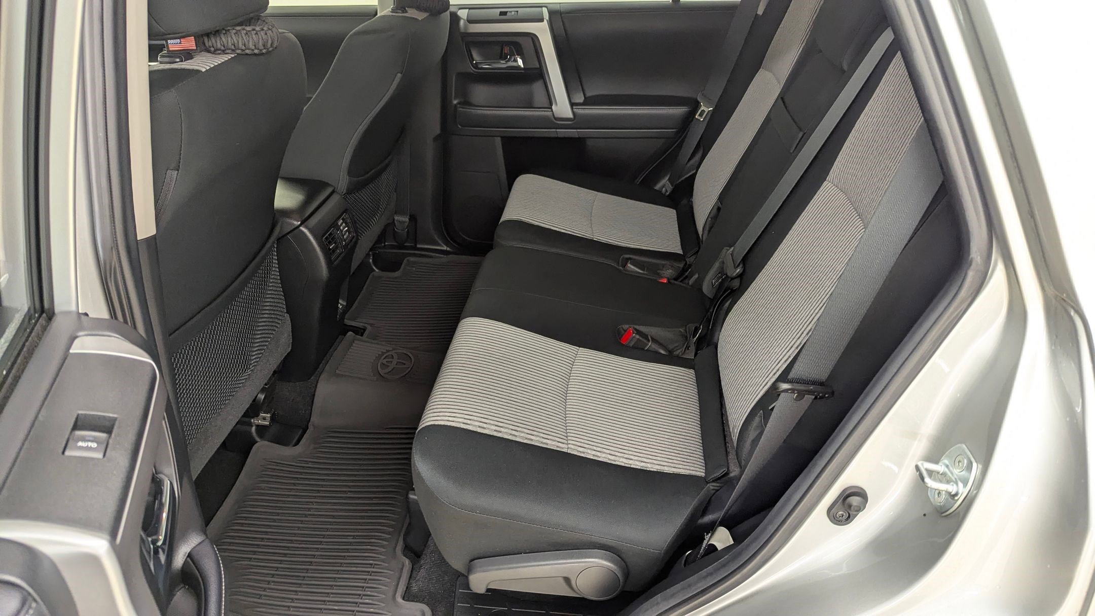 Used 2021 Toyota 4Runner SR5 image 14