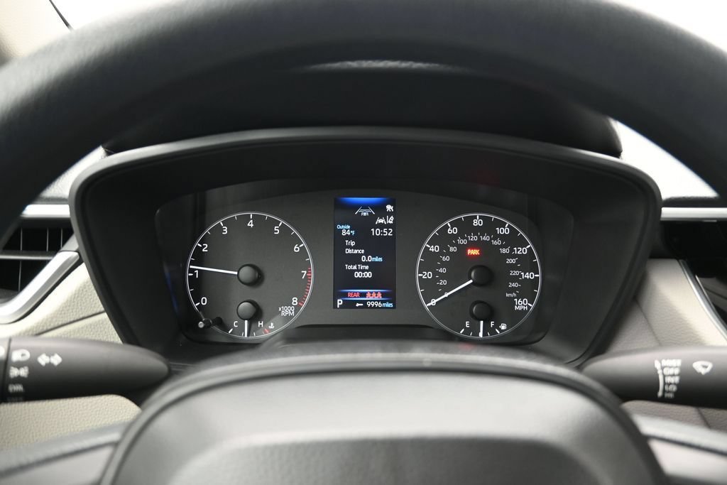 Used 2025 Toyota Corolla Cross L FWD image 19