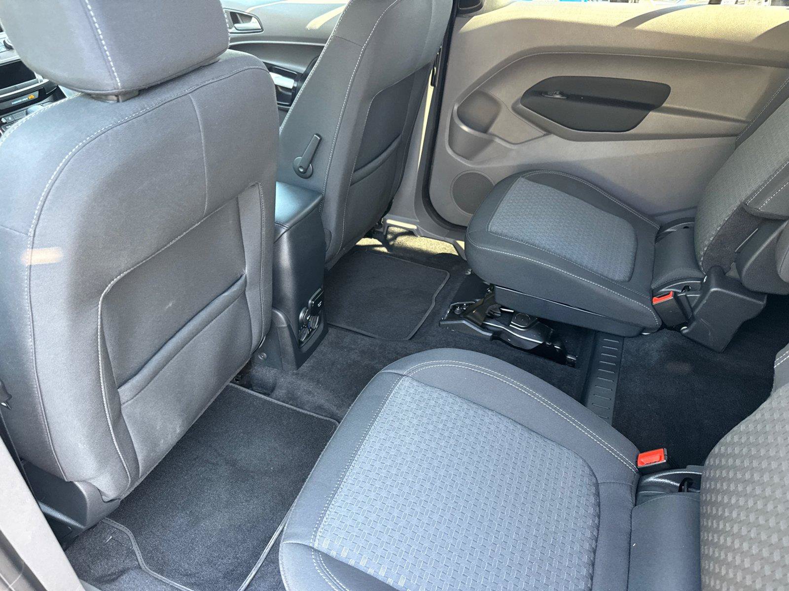Certified 2023 Ford Transit Connect XLT FWD image 25