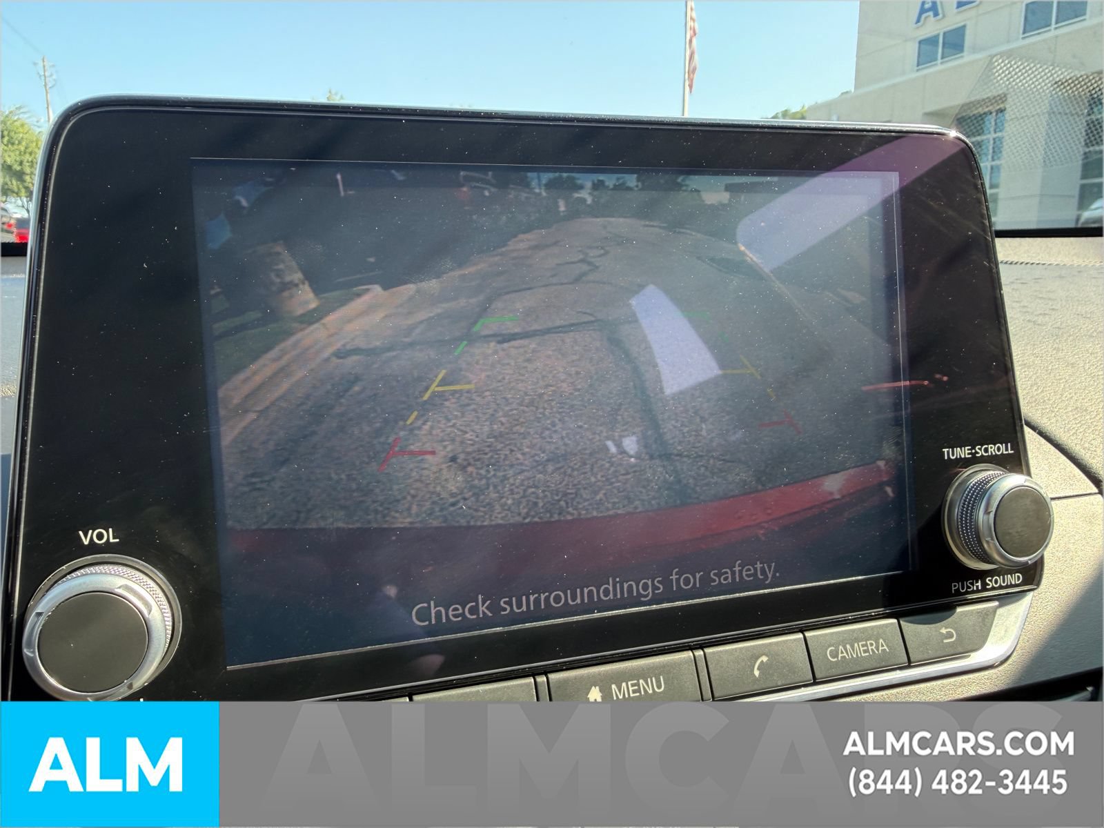 Used 2025 Nissan Altima 2.5 SV FWD image 12