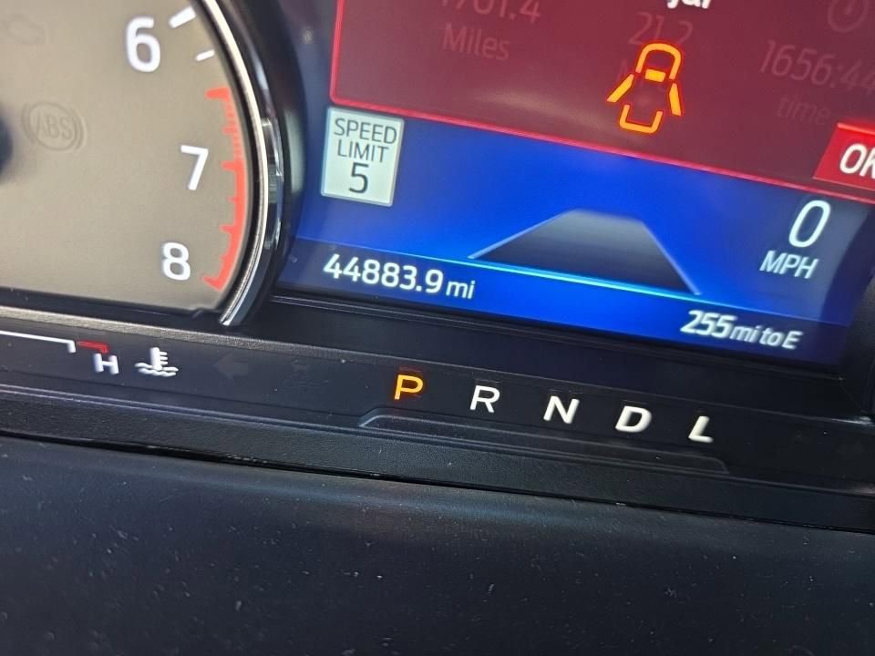 Certified 2022 Ford Explorer XLT w/ Equipment Group 202A image 4