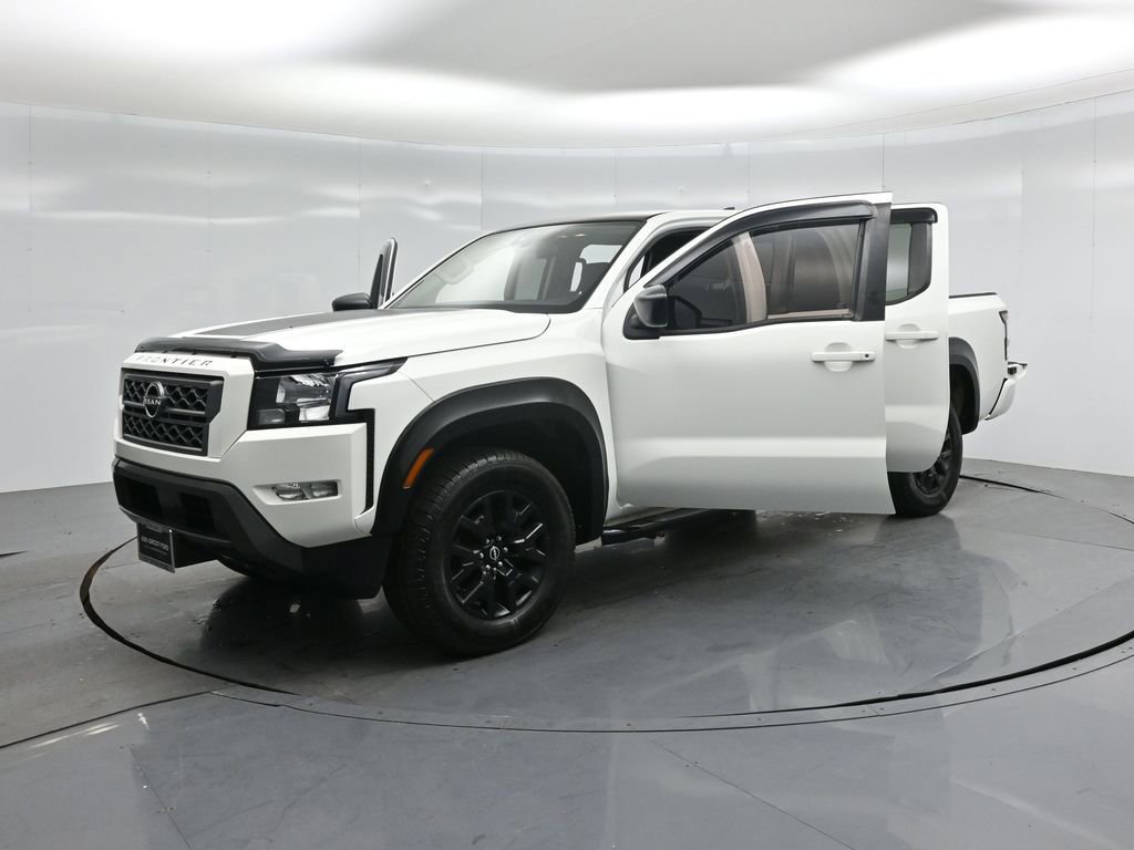 Used 2022 Nissan Frontier SV w/ Technology Package image 31
