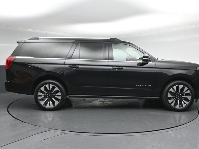 Certified 2025 Ford Expedition Max Platinum w/ Driver's Package AWD/4WD image 8