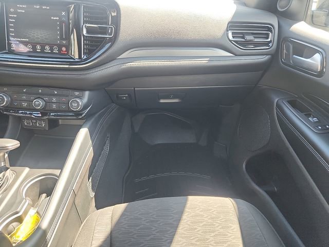 Used 2023 Dodge Durango SXT w/ SXT Blacktop Group AWD/4WD image 10