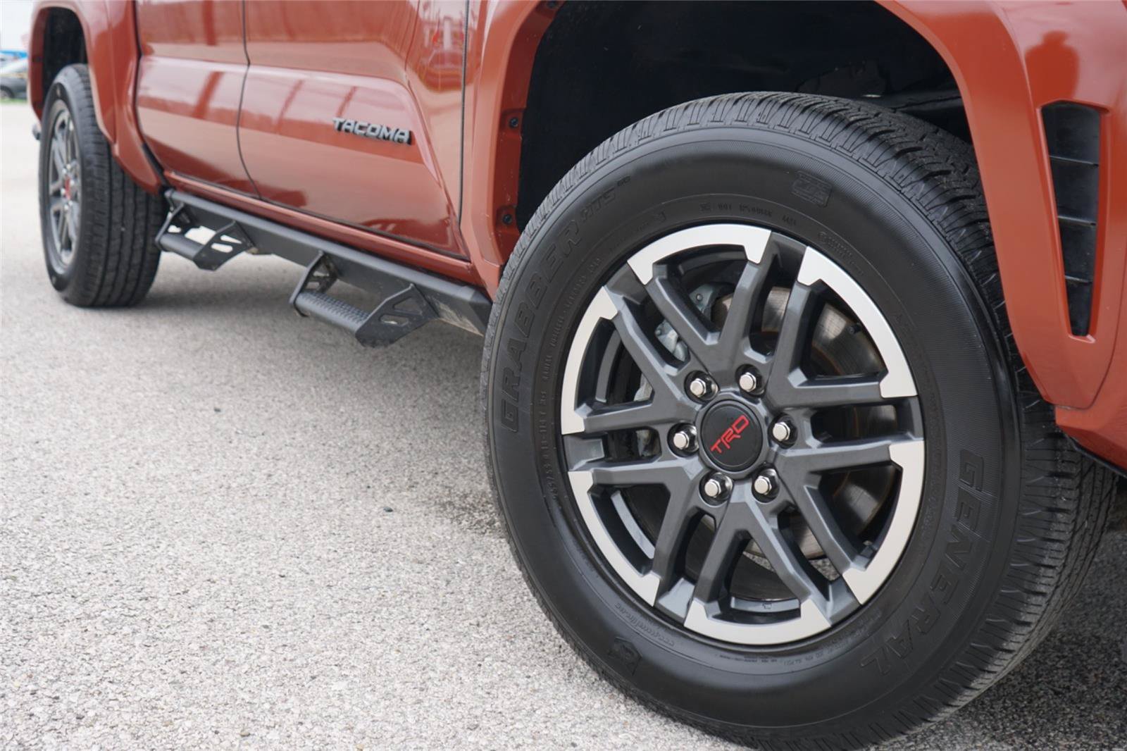 Used 2025 Toyota Tacoma TRD Sport RWD image 2