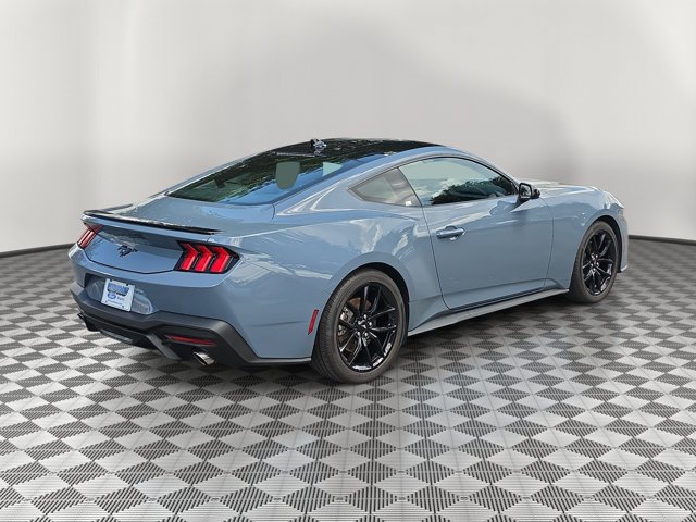 Certified 2025 Ford Mustang Coupe RWD image 4