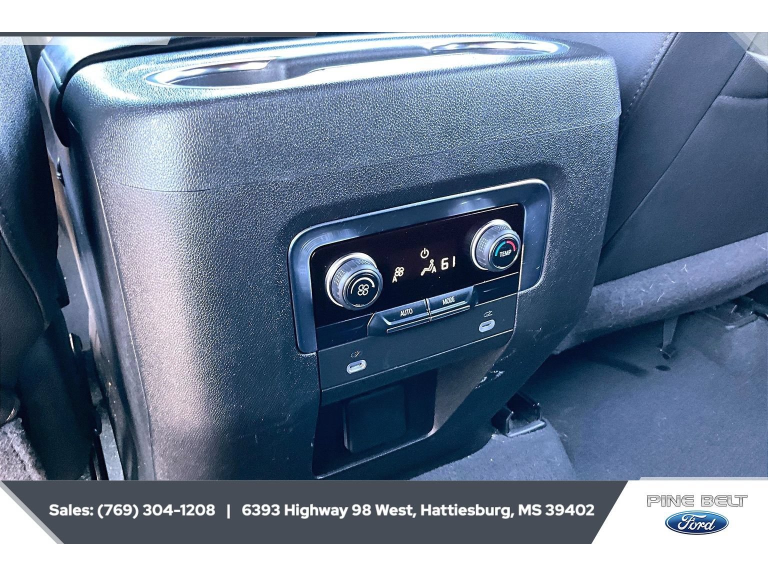 Used 2024 Chevrolet Tahoe LT RWD image 25