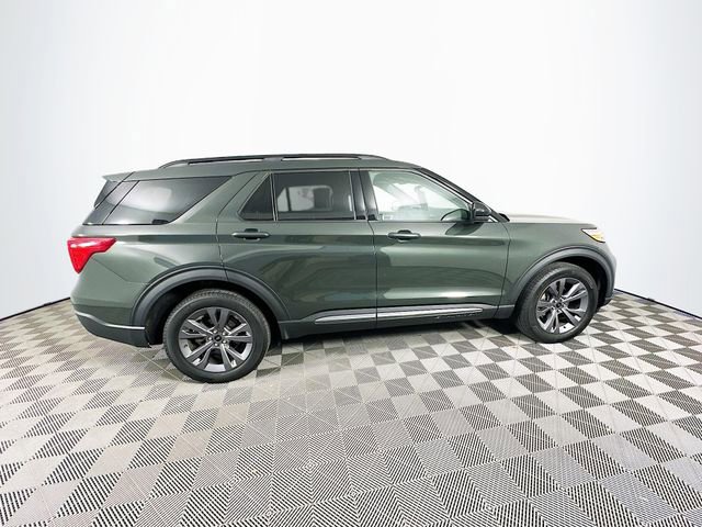 Certified 2024 Ford Explorer XLT w/ Equipment Group 202A AWD/4WD image 14