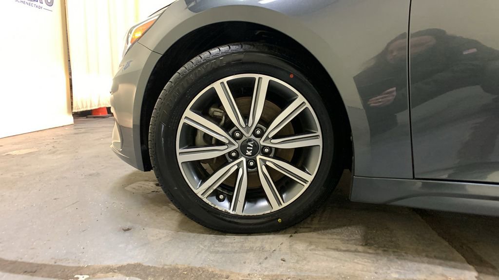 Used 2020 Kia Optima EX image 38