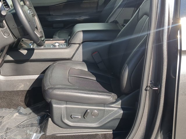Certified 2020 Ford Expedition Limited w/ Equipment Group 301A AWD/4WD image 16