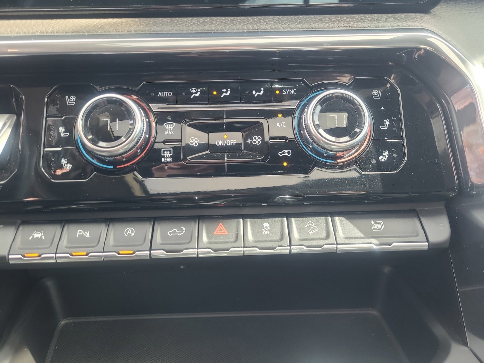 Used 2023 GMC Sierra 1500 Denali w/ Denali Reserve Package image 31