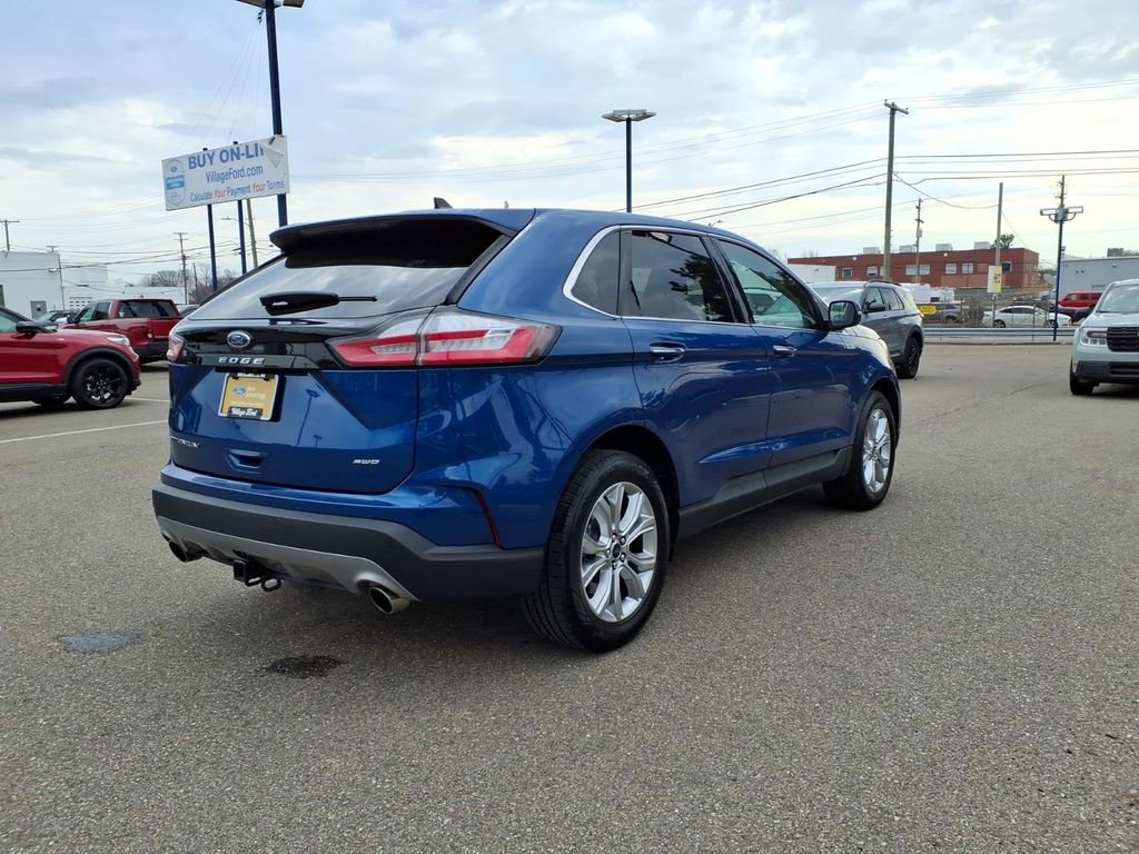 Certified 2024 Ford Edge Titanium w/ Class II Trailer Tow Package image 3