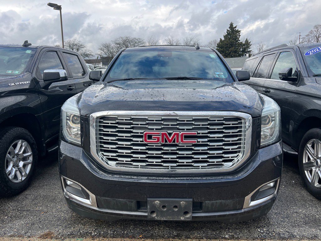 Used 2020 GMC Yukon XL Denali w/ Denali Ultimate Package image 2