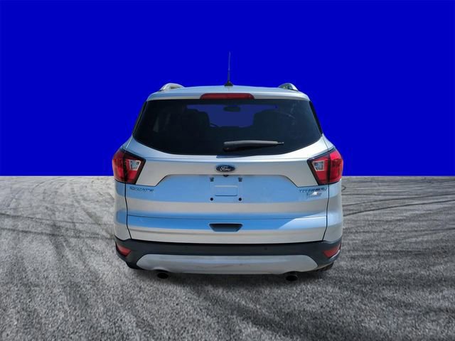 Certified 2019 Ford Escape Titanium image 4