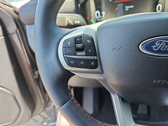 Certified 2025 Ford Explorer Active w/ Active Comfort Package RWD image 21