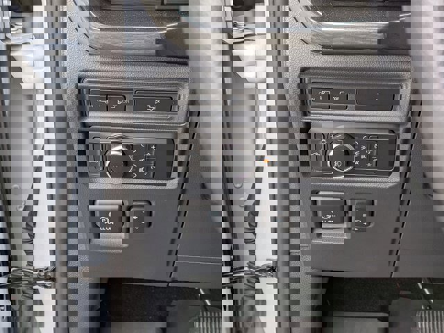 Certified 2022 Ford F150 XLT w/ Equipment Group 302A High image 17