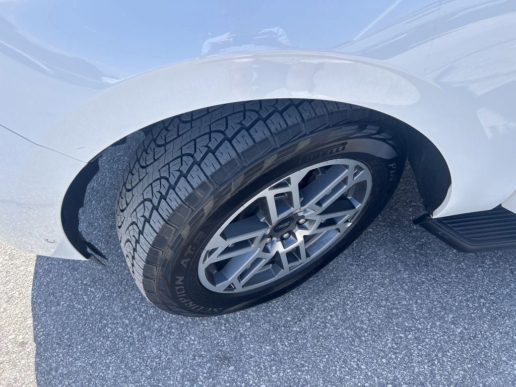 Certified 2025 Ford Expedition Active AWD/4WD image 46