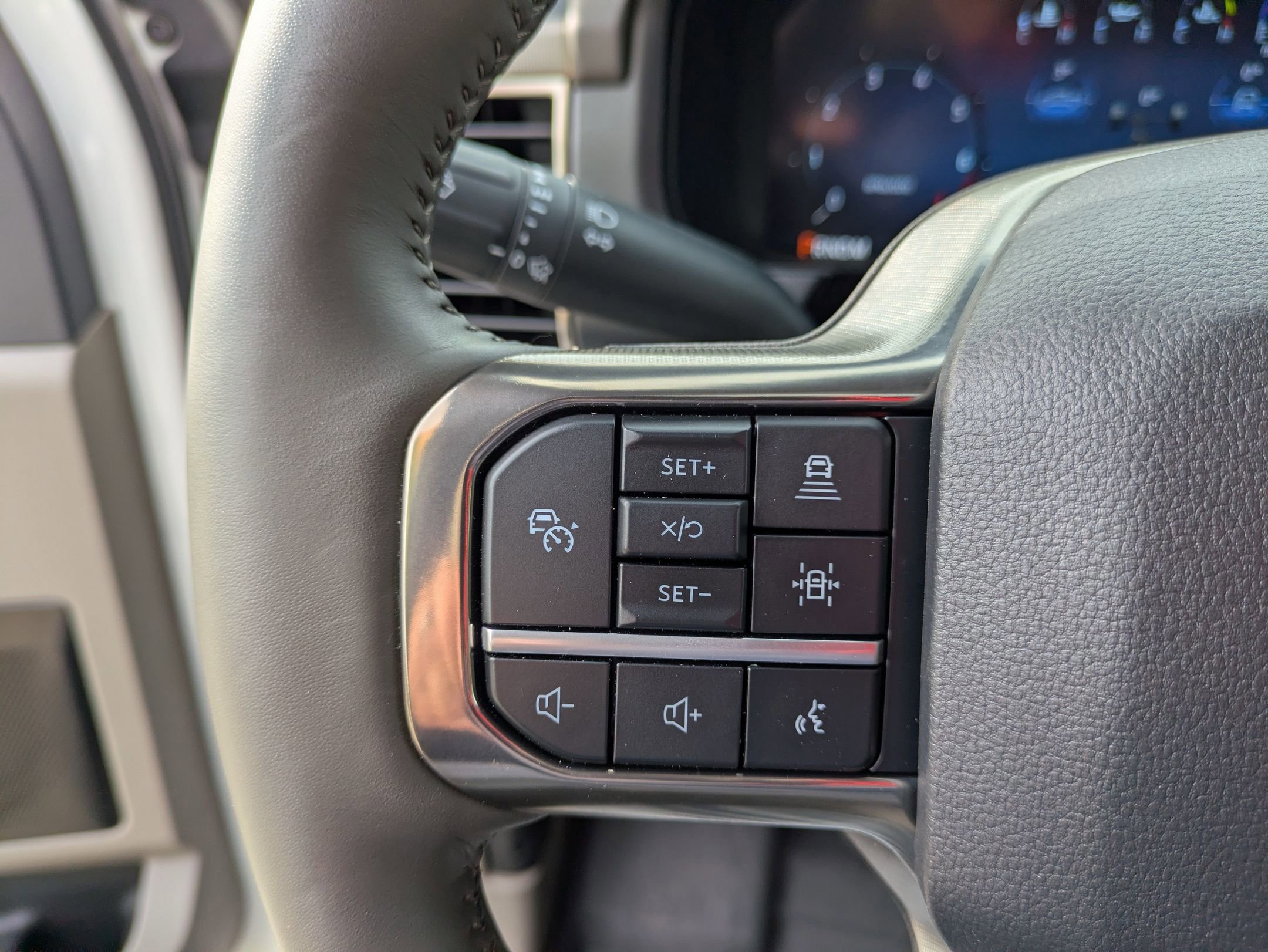 Certified 2025 Ford F150 Platinum w/ Equipment Group 703A Plus image 21