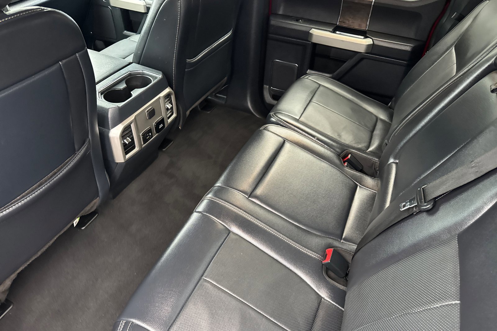 Certified 2022 Ford F250 Lariat w/ Lariat Ultimate Package image 13