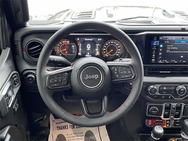 Used 2024 Jeep Wrangler Unlimited Rubicon image 12