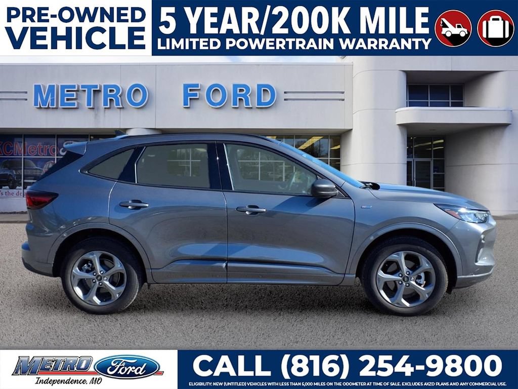 Certified 2024 Ford Escape ST-Line w/ Tech Pack #1 AWD/4WD image 2