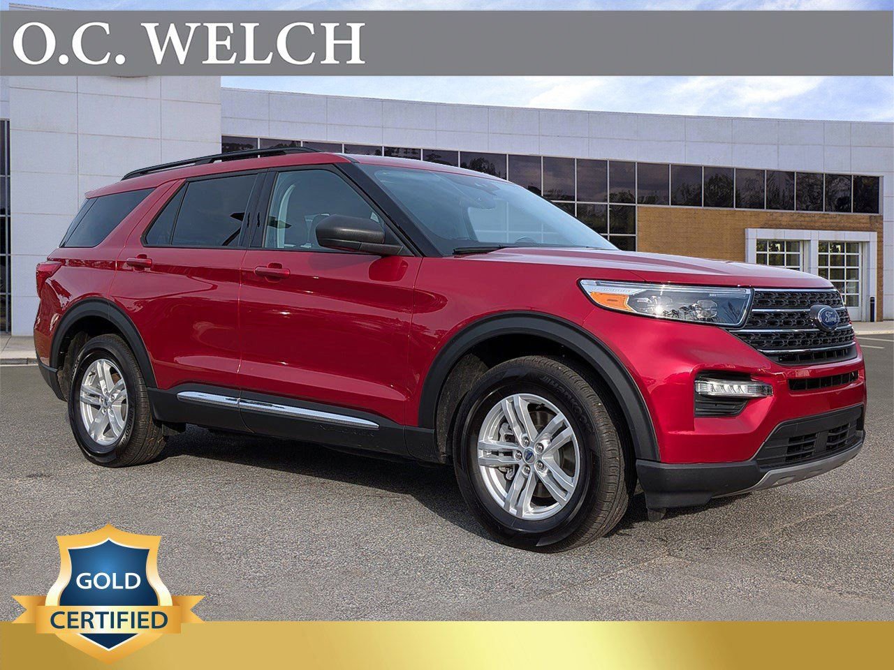 Certified 2023 Ford Explorer XLT w/ Equipment Group 202A image 7