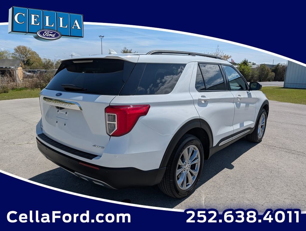 Certified 2023 Ford Explorer XLT w/ Equipment Group 202A image 3