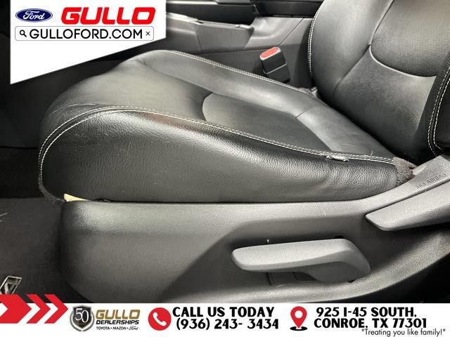 Used 2019 Toyota RAV4 LE FWD image 21