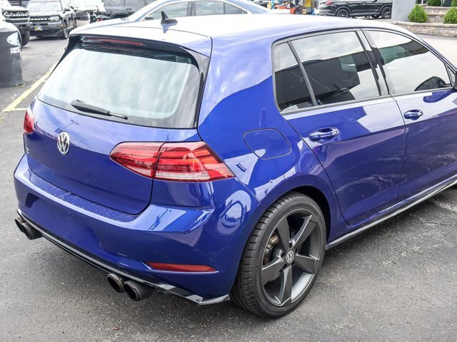 Used 2018 Volkswagen Golf R 4-Door AWD/4WD image 9