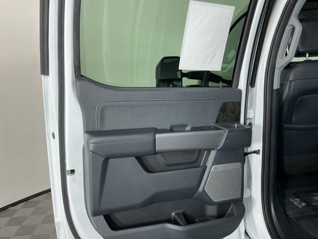 Certified 2025 Ford F450 Lariat w/ FX4 Off-Road Package image 30