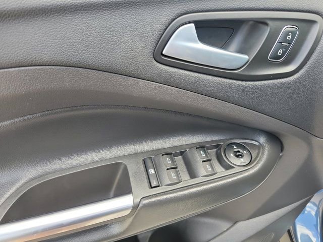Certified 2018 Ford Escape SEL w/ Ford Safe & Smart Package FWD image 23