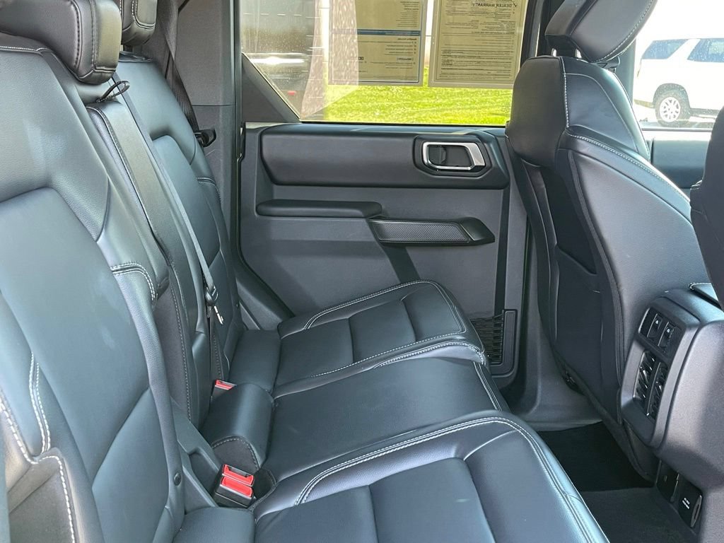Certified 2025 Ford Bronco Outer Banks AWD/4WD image 20