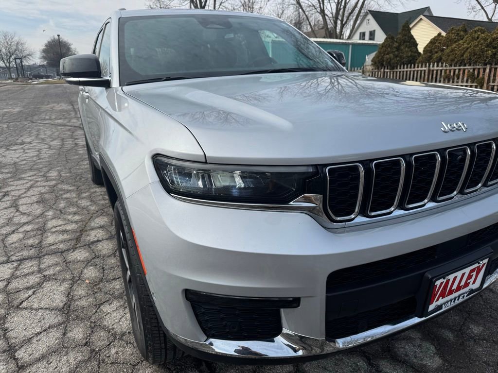 Used 2024 Jeep Grand Cherokee L Limited w/ Luxury Tech Group II image 51