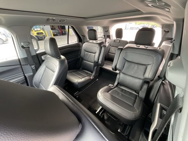 Certified 2023 Ford Explorer Limited w/ Limited Technology Package AWD/4WD image 24