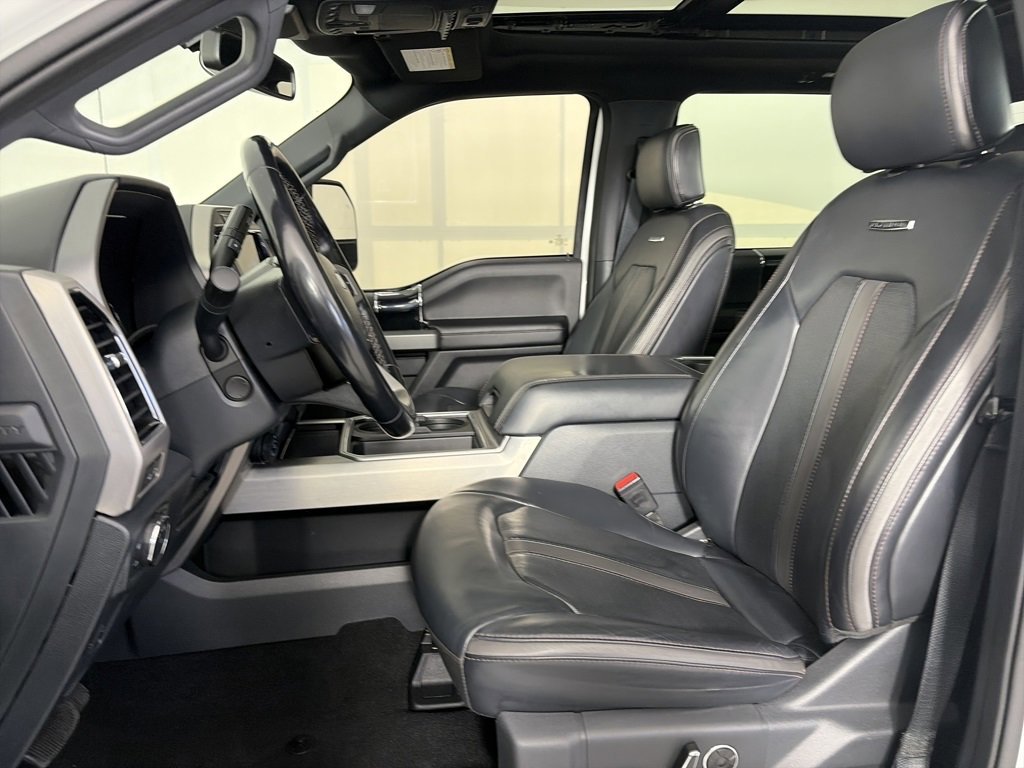 Certified 2022 Ford F350 Platinum w/ FX4 Off-Road Package image 11