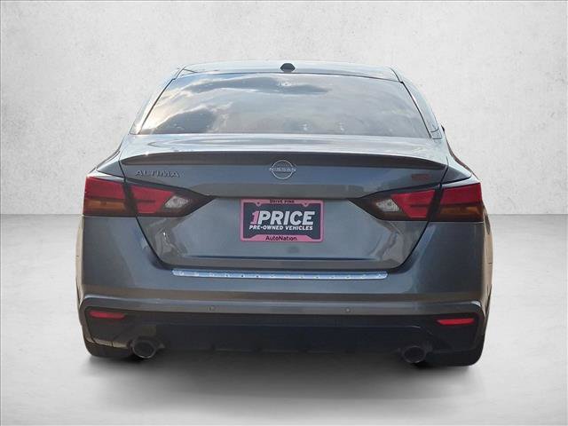 Used 2023 Nissan Altima 2.5 SR w/ SR Premium Package FWD image 6