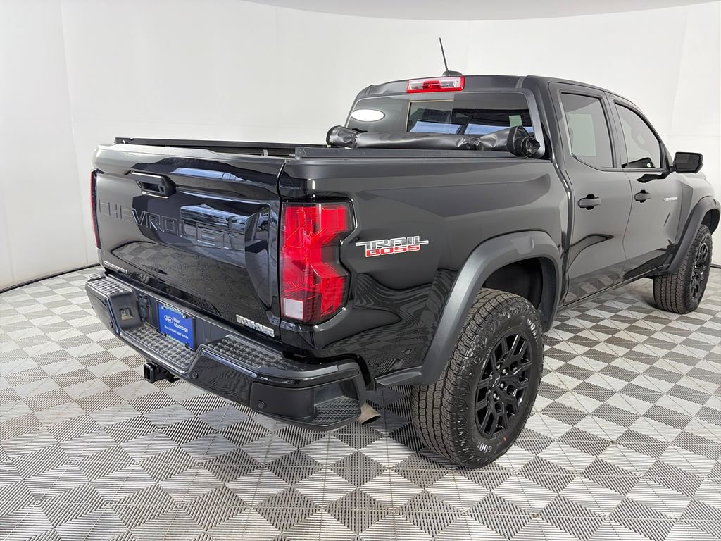 Used 2024 Chevrolet Colorado Trail Boss w/ Technology Package AWD/4WD image 7