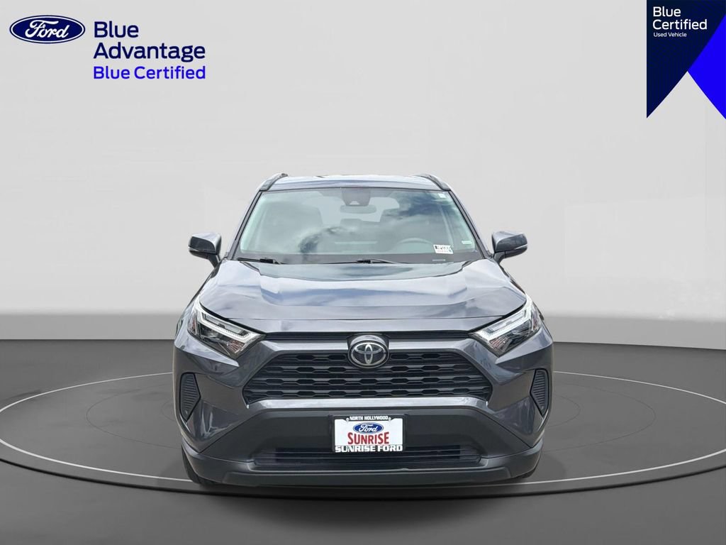 Used 2025 Toyota RAV4 XLE AWD/4WD image 3