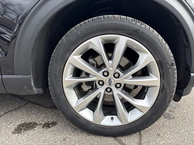 Certified 2023 Ford Explorer Platinum w/ Technology Package image 64