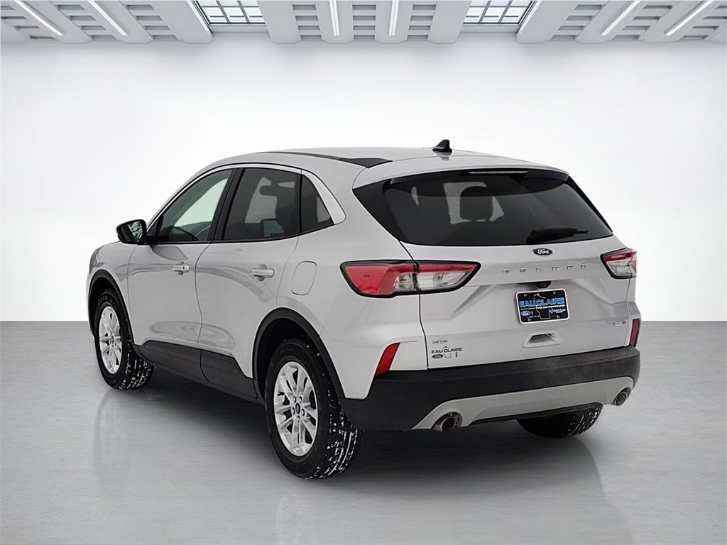 Certified 2020 Ford Escape SE image 5