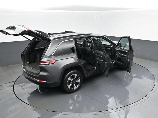 Used 2024 Jeep Grand Cherokee Limited 4xe AWD/4WD image 30