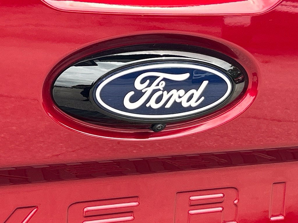 Certified 2025 Ford Maverick Lariat AWD/4WD image 23