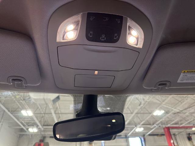 Used 2024 Chrysler Pacifica Touring-L image 22