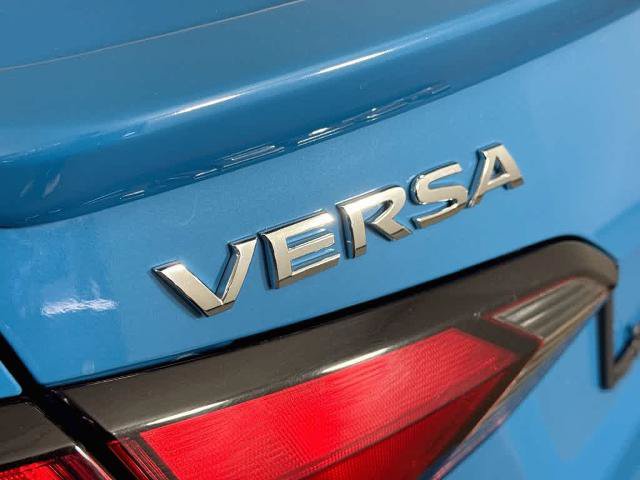 Used 2025 Nissan Versa SR FWD image 7