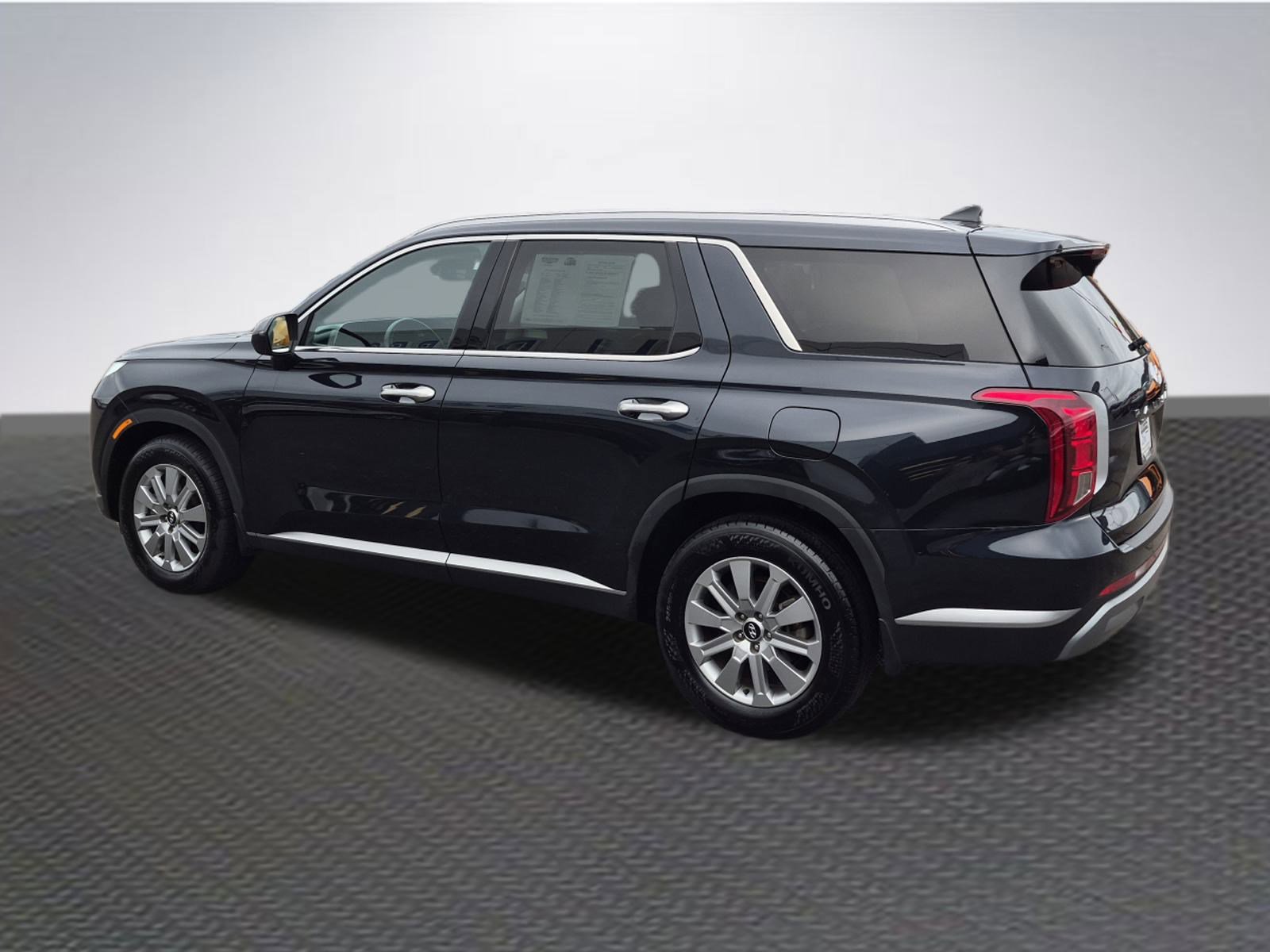 Used 2023 Hyundai Palisade SEL image 5