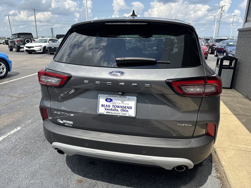 Certified 2023 Ford Escape Active w/ Tech Pack #2 image 4