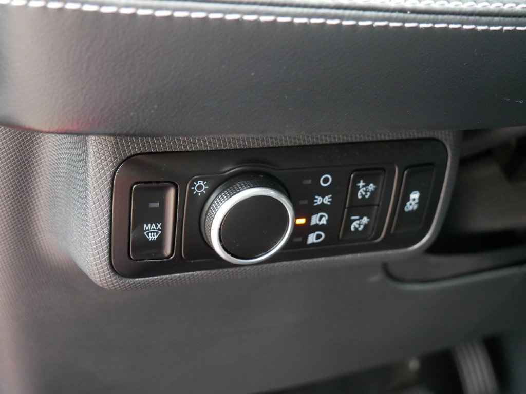 Certified 2024 Ford Mustang Mach-E Select AWD/4WD image 18